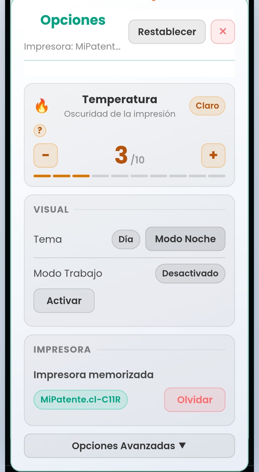 Panel de opciones con temperatura, tema e impresora memorizada
